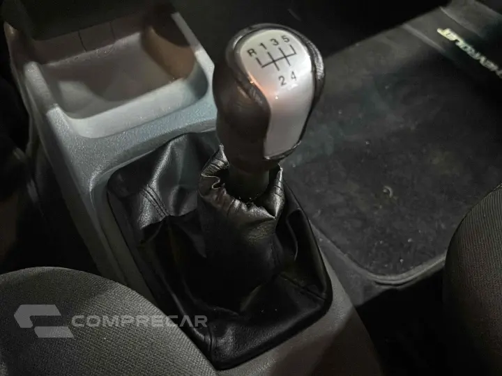 CLASSIC 1.0 MPFI LS 8V FLEX 4P MANUAL