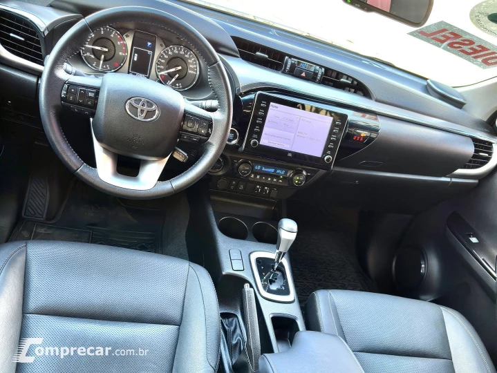 HILUX 2.8 D-4D TURBO DIESEL CD SRX 4X4 AUTOMÁTICO