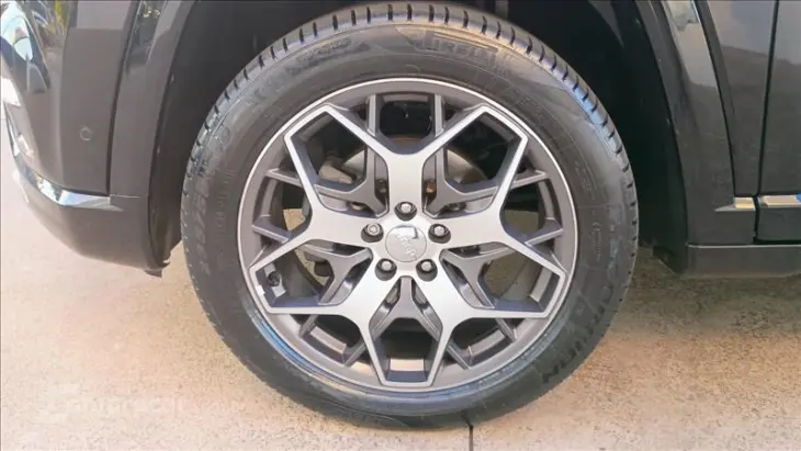 COMMANDER 1.3 T270 Turbo Overland