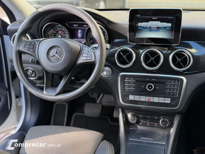 CLA 180 1.6 CGI 7g-dct