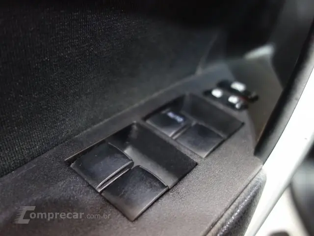 COROLLA - 1.8 GLI 16V 4P AUTOMÁTICO