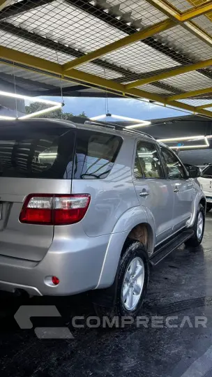 Hilux SW4 2.7 16V 4P SR AUTOMÁTICO