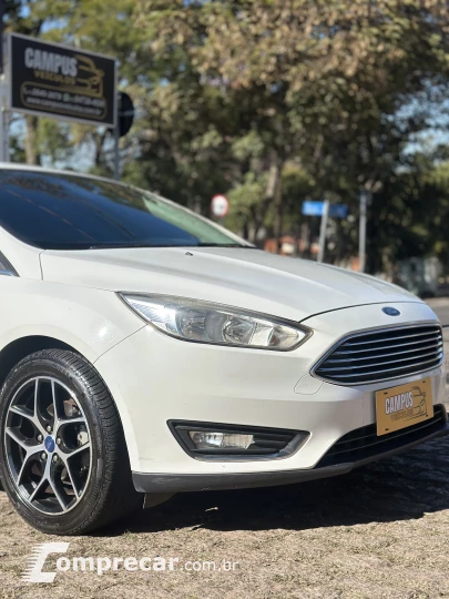 FOCUS 2.0 Titanium Hatch 16V