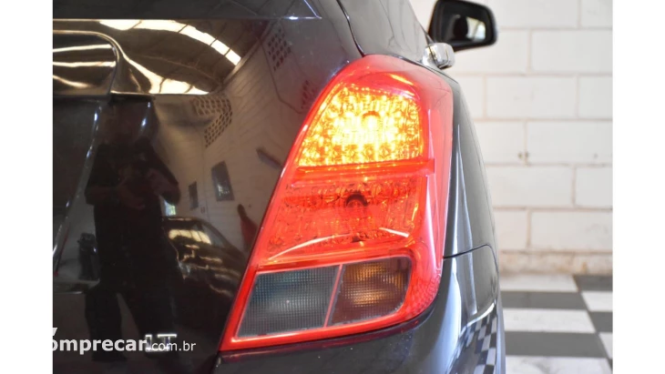 TRACKER - 1.4 16V TURBO LT AUTOMÁTICO