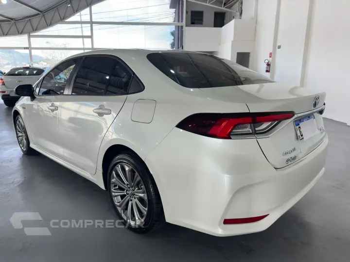 COROLLA 1.8 VVT-I Hybrid Altis
