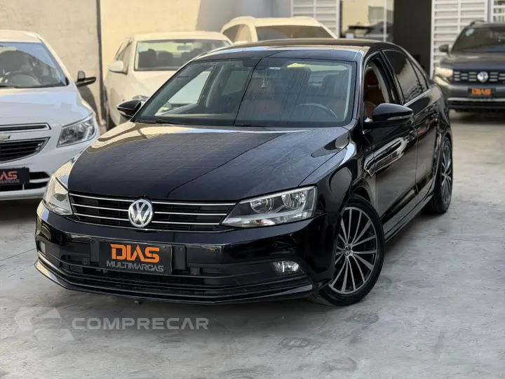 JETTA 2.0 TSI HIGHLINE 211CV GASOLINA 4P TIPTRONIC