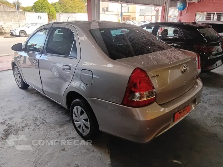 Etios SD XS 1.5 AT