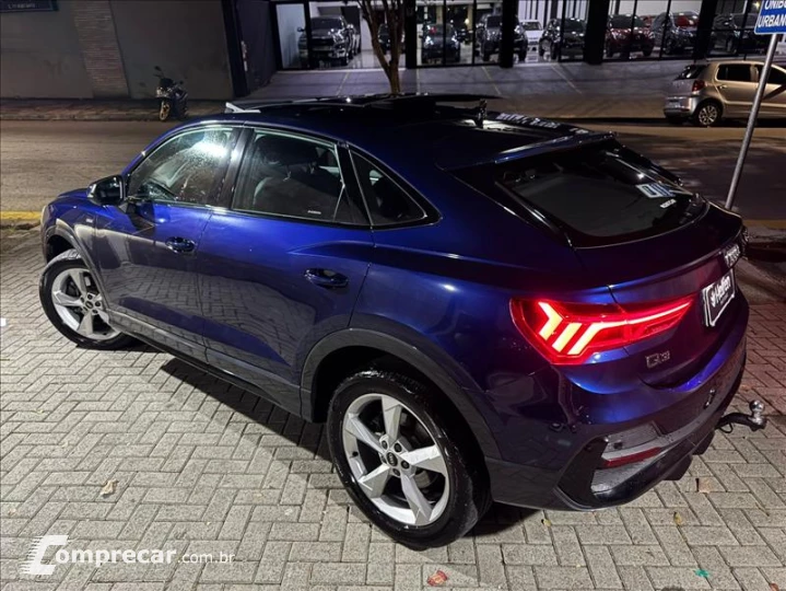 Q3 2.0 40 TFSI Sportback Performance Quattro