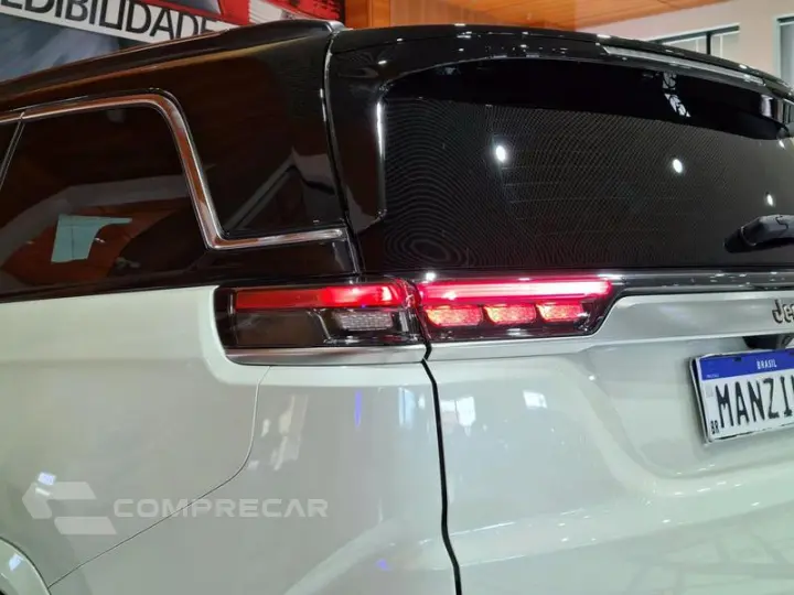 COMMANDER OVERLAND T270 1.3 TB FLEX AUT