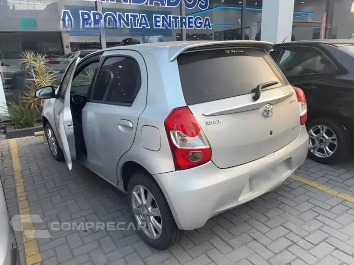 ETIOS 1.5 XLS 16V FLEX 4P AUTOMÁTICO