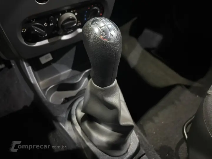 LOGAN 1.0 EXPRESSION 16V FLEX 4P MANUAL