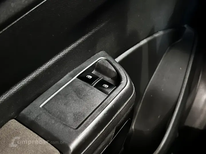 ONIX 1.4 MPFI LT 8V FLEX 4P MANUAL