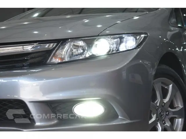 CIVIC - 1.8 EXS 16V 4P AUTOMÁTICO