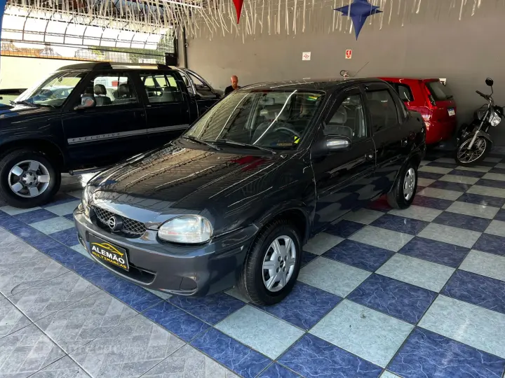 CORSA 1.0 MPFI Milenium Sedan 8V