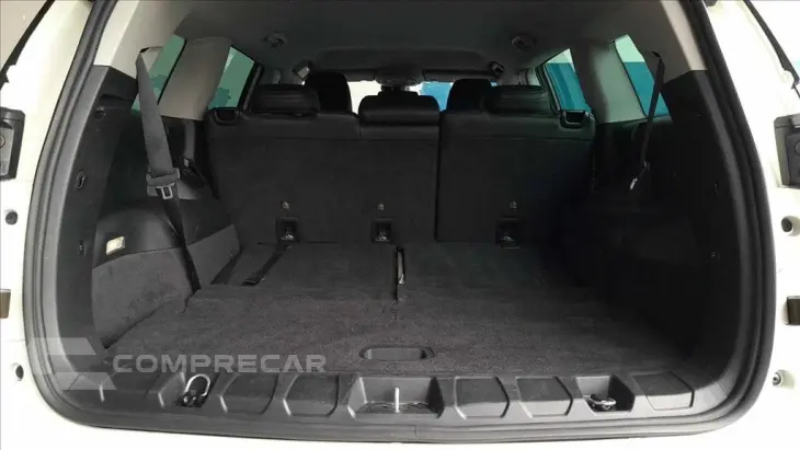 COMMANDER 1.3 T270 TURBO FLEX LIMITED AT6