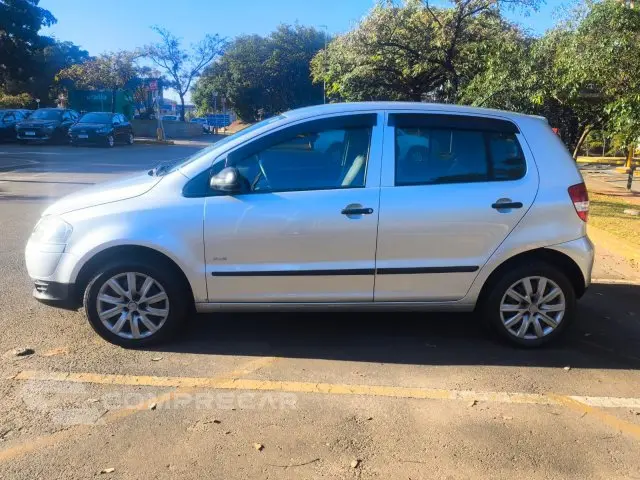 FOX - 1.6 MI PLUS 8V 4P MANUAL
