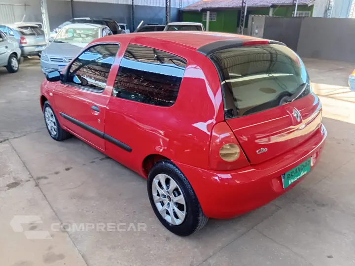 Clio Hatch 1.0