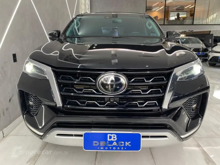 Hilux SW4 SRX 4x4 2.8 TDI 16V Dies. Aut.