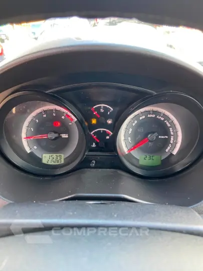 FIESTA 1.6 MPI Class Hatch 8V