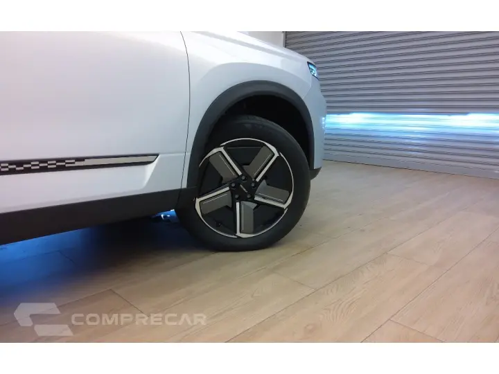 7 1.5 TGDI PHEV LUXURY DHT