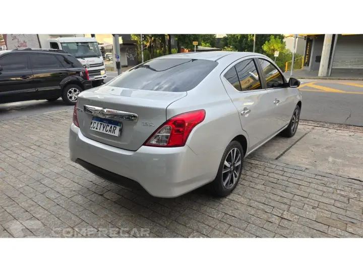 VERSA 1.6 16V FLEXSTART SL 4P XTRONIC