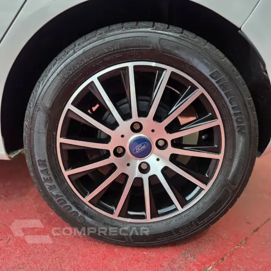 Fiesta 1.5 16V Flex Mec. 5p