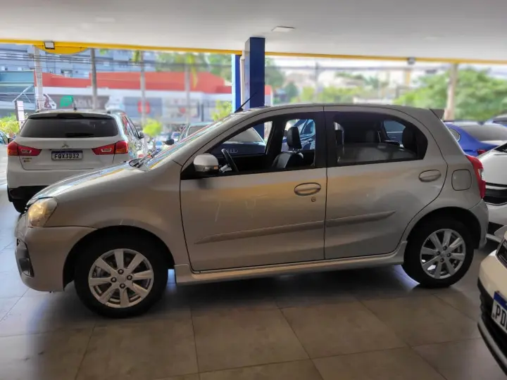 ETIOS XLS 1.5 Flex 5p Aut.