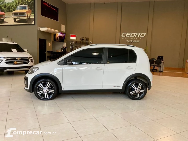 UP 1.0 4P FLEX 170 TSI XTREME