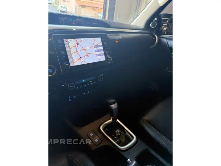 HILUX 2.8 D-4D TURBO DIESEL CD SRX 4X4 AUTOMÁTICO