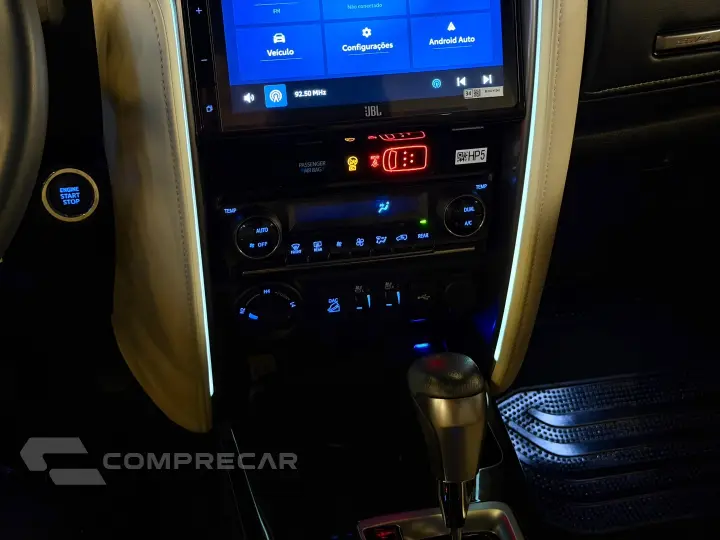 HILUX SW4 2.8 D-4D TURBO DIESEL DIAMOND 7L 4X4 AUTOMÁTICO