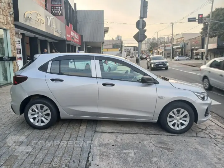 ONIX 1.0 TURBO FLEX AUTOMÁTICO