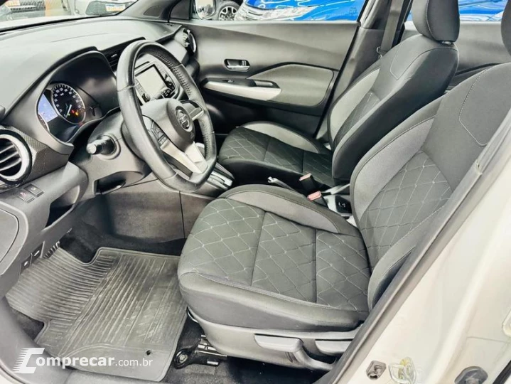 KICKS SV CVT