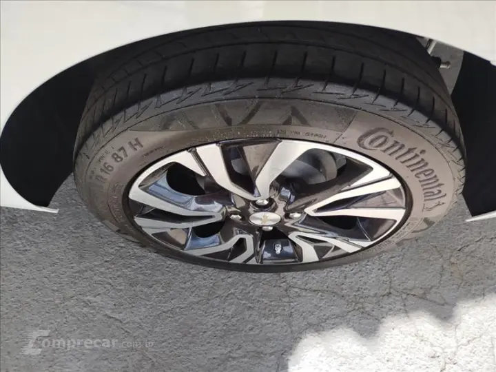 ONIX 1.0 Turbo Plus Premier