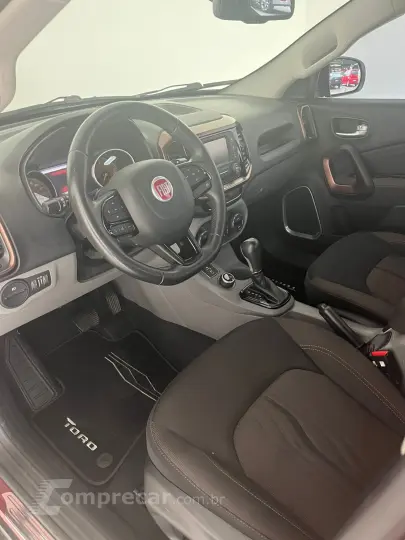 TORO 2.0 16V Turbo Volcano 4X4