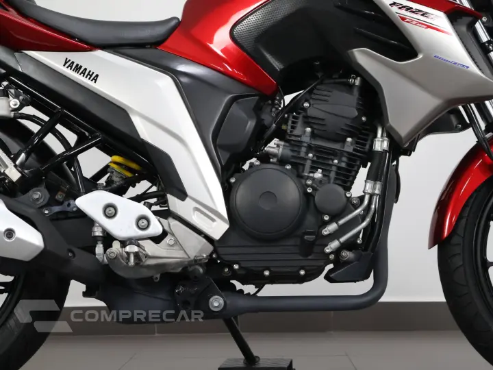 YAMAHA FZ25 FAZER ABS