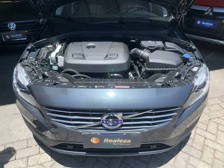 S60 T-4 MOMENTUM 2.0 190cv 4p