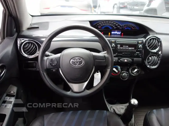 ETIOS HATCH - 1.5 XS 16V 4P MANUAL
