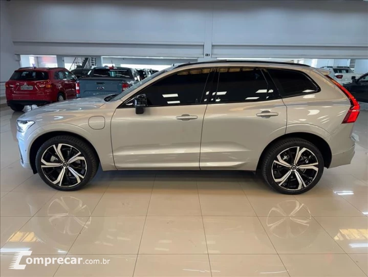 XC60 2.0 T8 Recharge Ultimate Dark AWD Geartronic