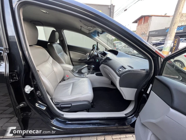 Civic Sedan LXS 1.8/1.8 Flex 16V Aut. 4p