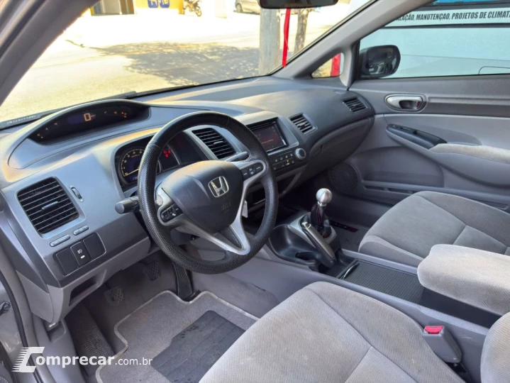 Civic Sed. LXL/LXL SE 1.8 Flex 16V Mec.