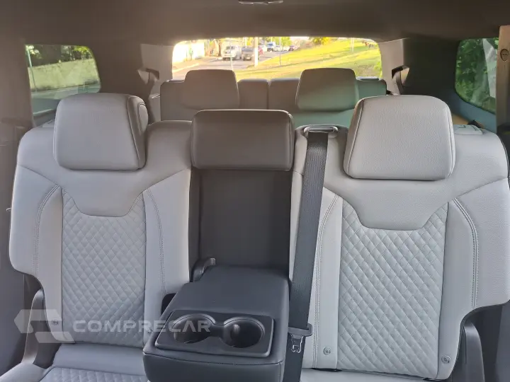 COMMANDER 1.3 T270 Turbo Limited