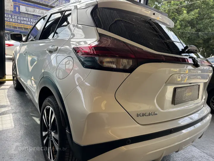 KICKS PLAY 1.6 16vstart Advance Plus