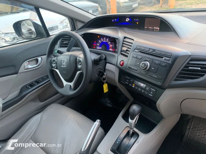 Civic 2.0 16V 4P FLEX LXR AUTOMÁTICO