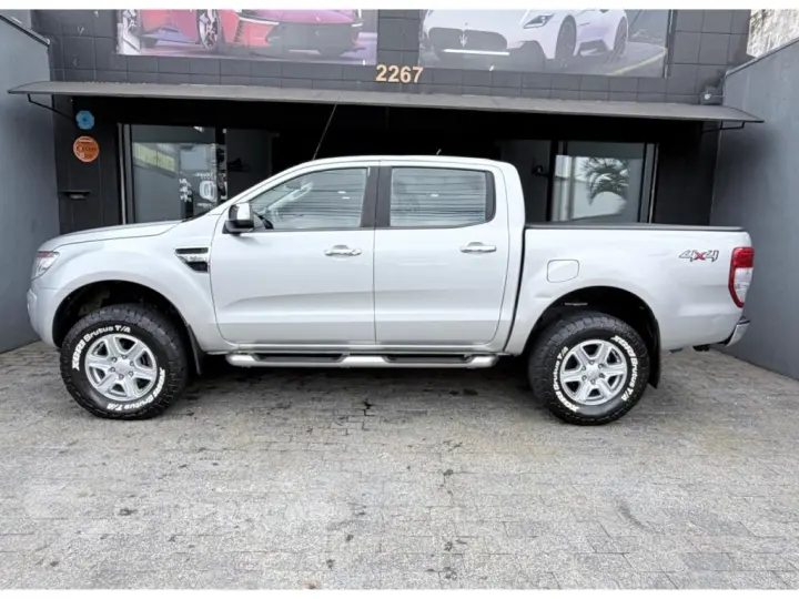 RANGER 3.2 XLT 4X4 CD 20V DIESEL 4P MANUAL