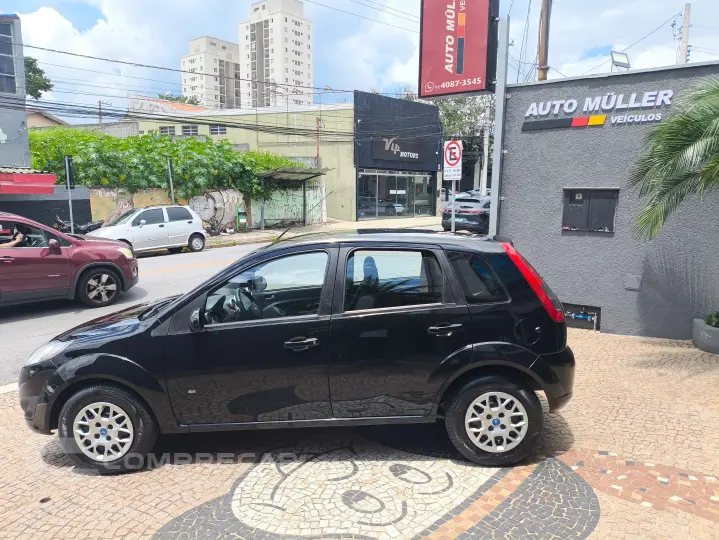 FIESTA 1.6 MPI Class Hatch 8V