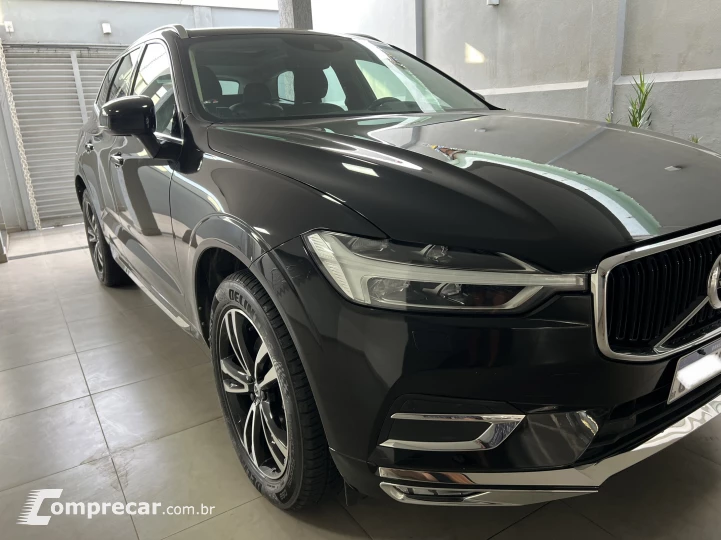 XC60 2.0 T5 Momentum AWD Geartronic