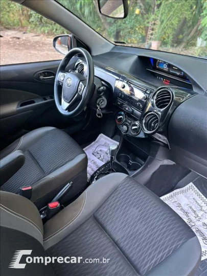 ETIOS 1.5 X PLUS SEDAN 16V FLEX 4P AUTOMÁTICO