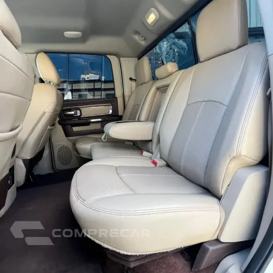 2500 6.7 I6 Turbo Laramie CD 4X4