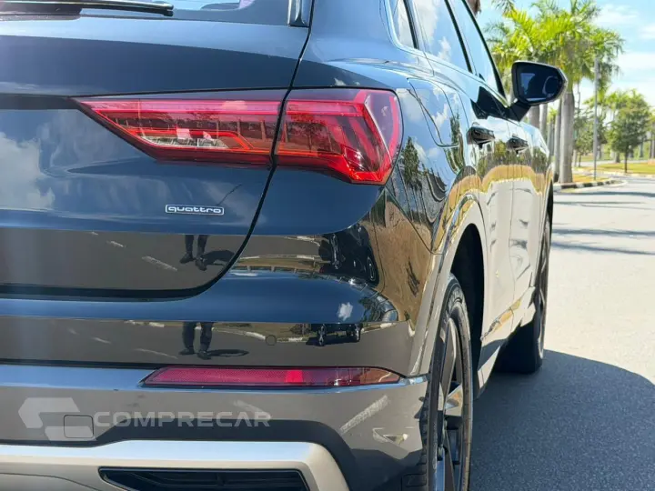 Q3 2.0 40 TFSI Prestige Quattro