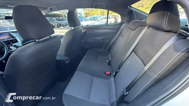 YARIS 1.5 16V FLEX SEDAN XL LIVE MULTIDRIVE